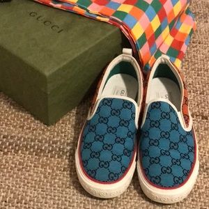 Gucci Slip-on tennis shoes